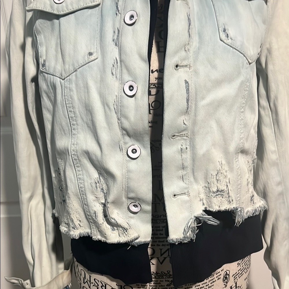 Women's Cream Denim Jacket - Picture 3 of 9